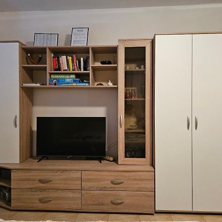 Apartman Irena - Bobovik Vir Eksteriør bilde